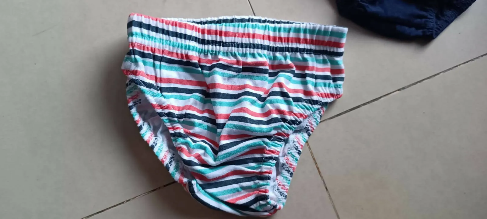 BABYHUG 100℅ Cotton Underwear For 6-9 Months Baby - Pack Of 6