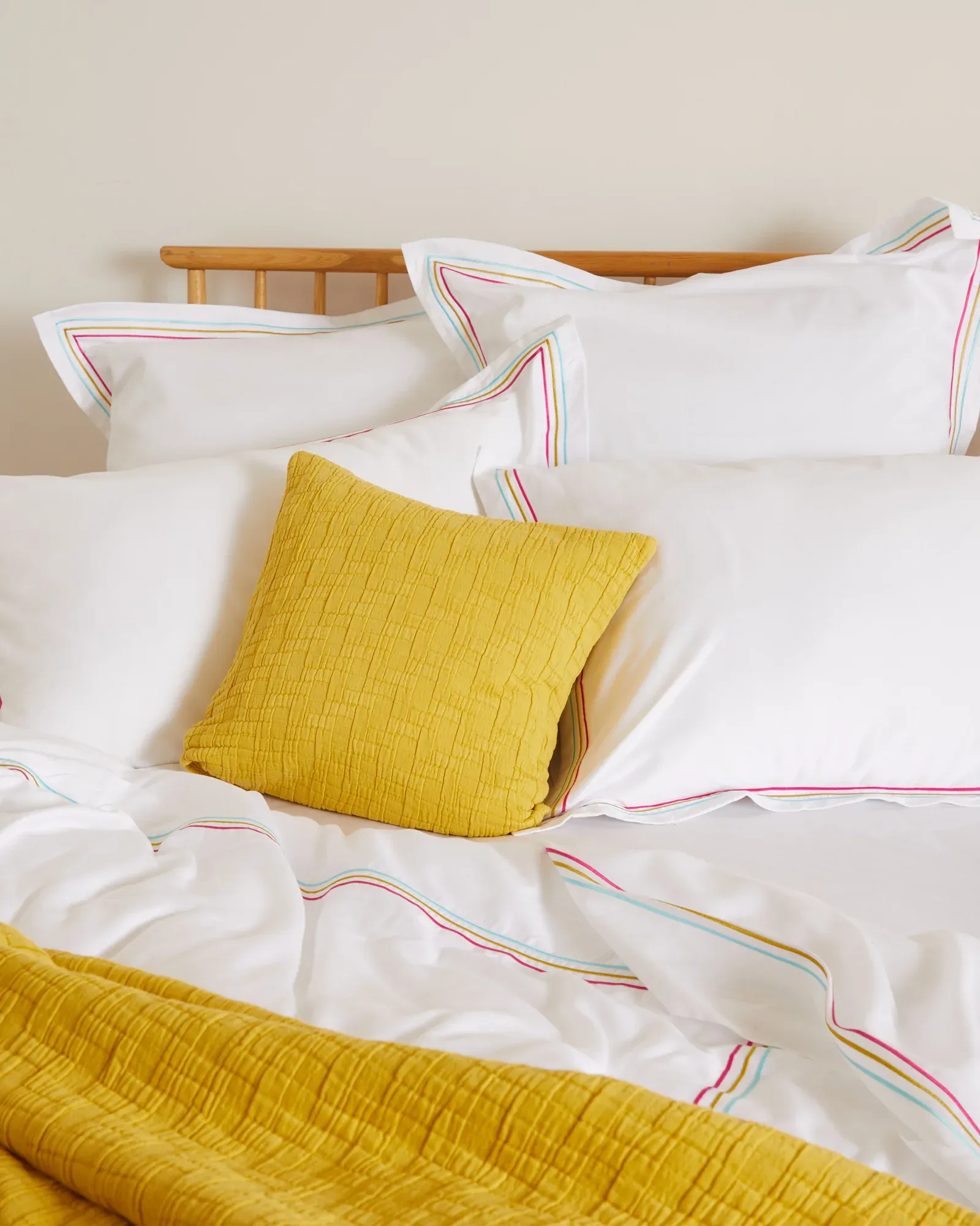 Foxford Rainbow Standard Pillowcase Set