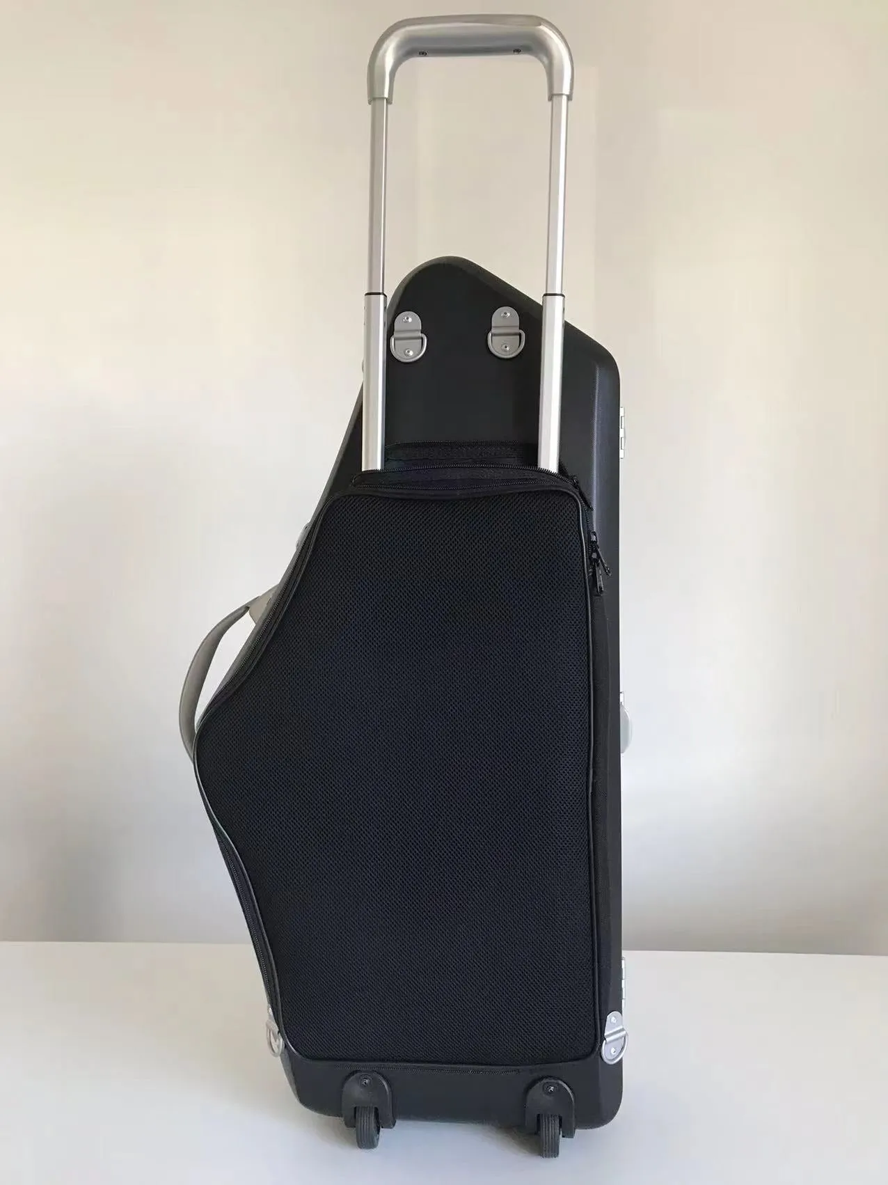 HIGHTECH TENOR   SOPRANO SAXOPHONE CASE