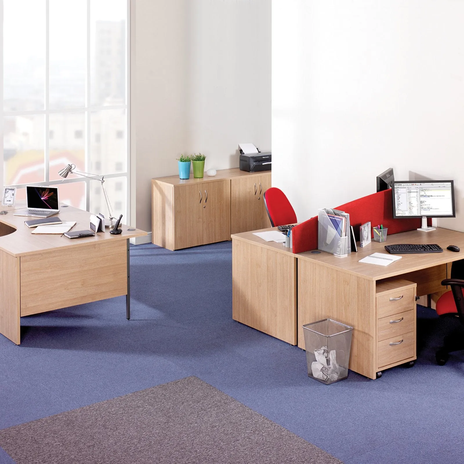Maestro 25 panel end right hand ergonomic corner desk with 2 drawer ped