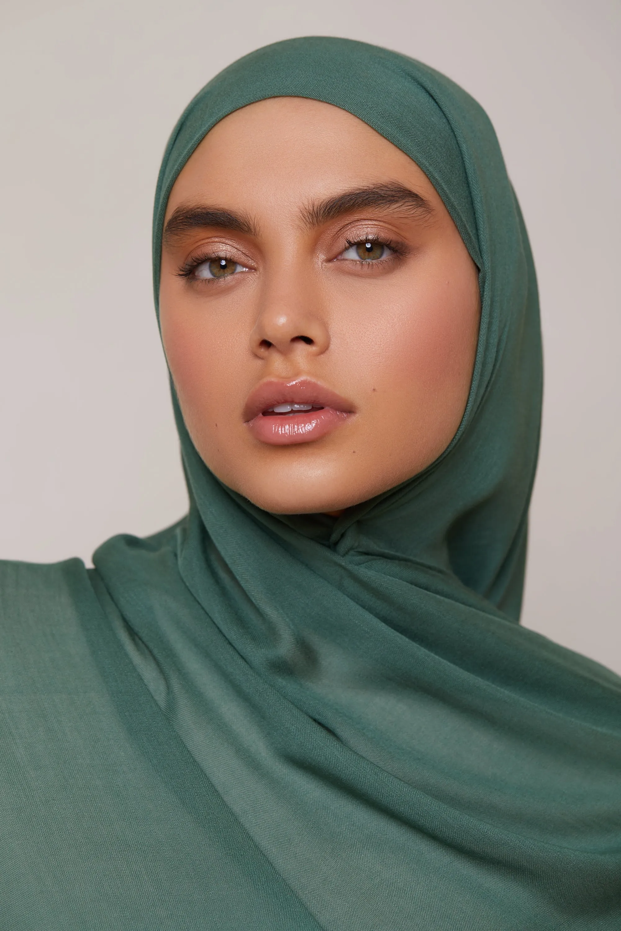 Modal Hijab - Dark Forest