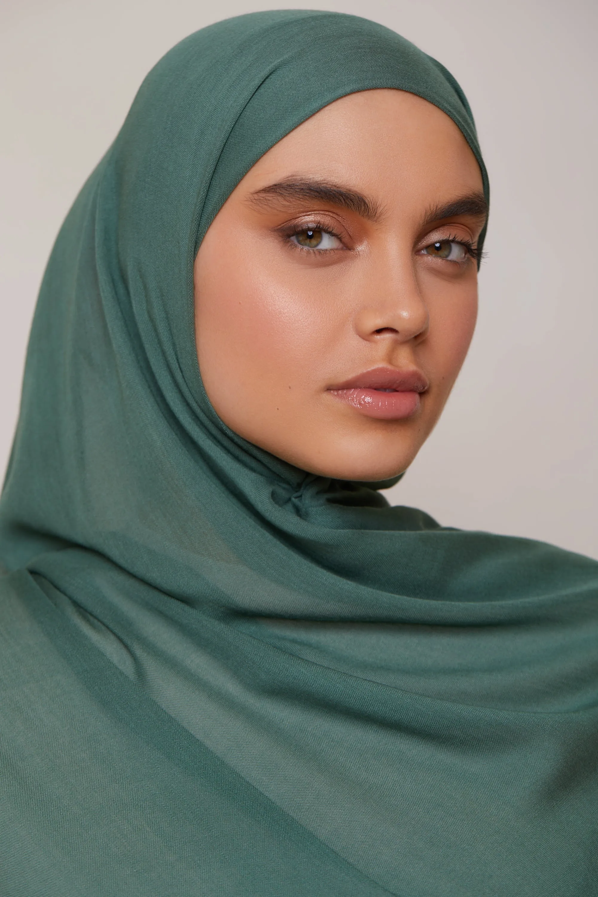 Modal Hijab - Dark Forest