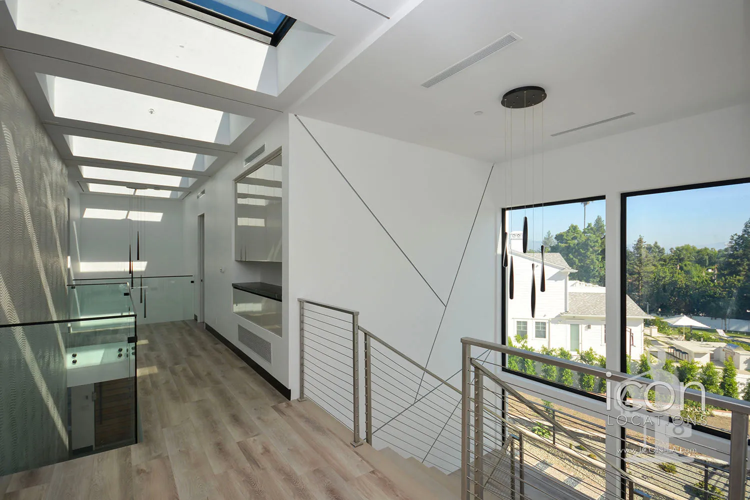 Modern - MO3074
